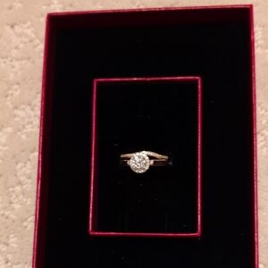 Elegant Gold and Silver Ring